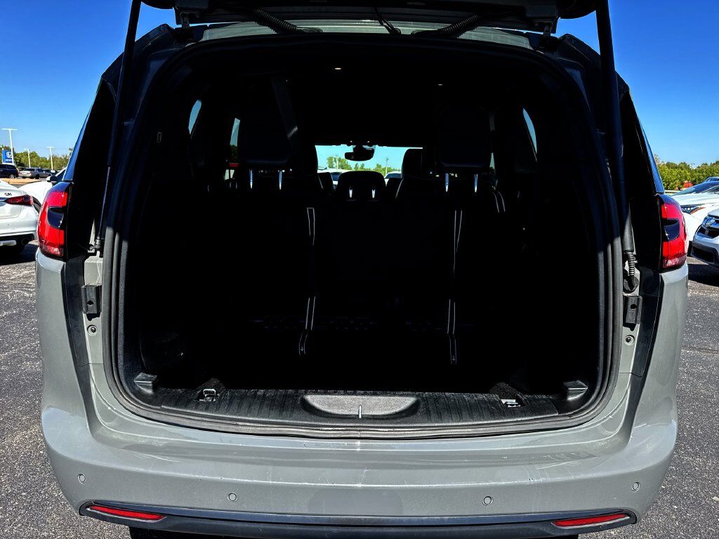 2025 Chrysler Pacifica Limited Oklahoma City OK
