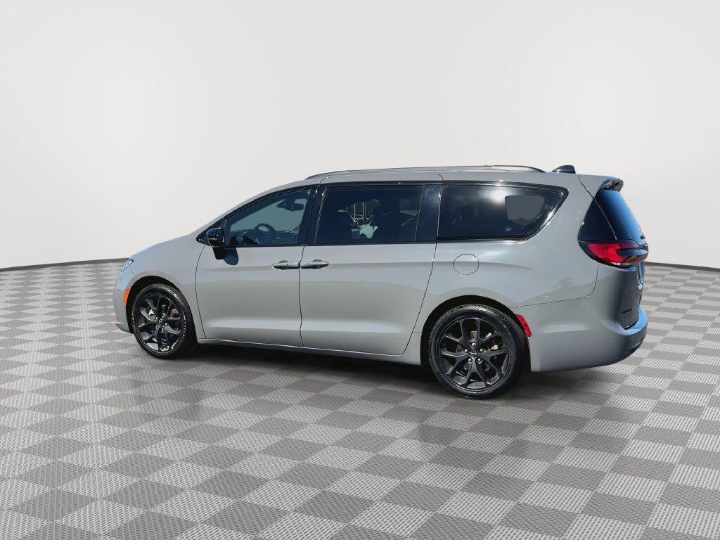 2025 Chrysler Pacifica Limited Oklahoma City OK