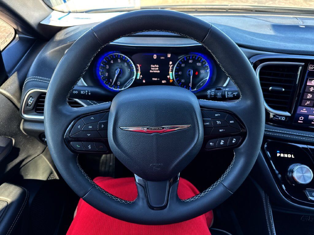 2025 Chrysler Pacifica Limited Oklahoma City OK