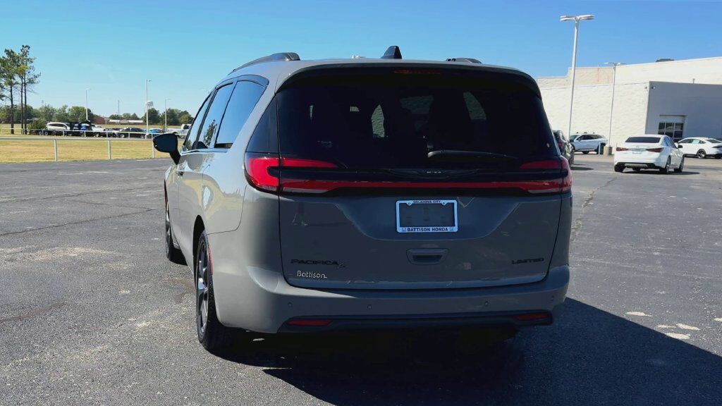 2025 Chrysler Pacifica Limited Oklahoma City OK