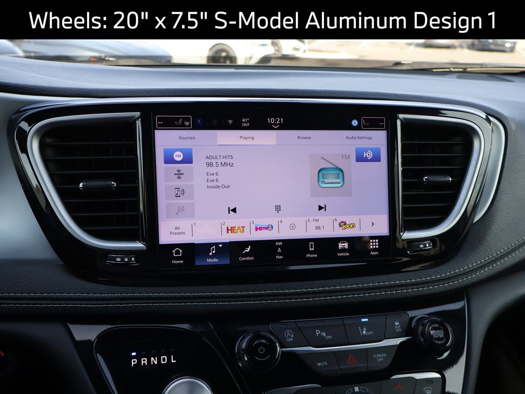 2025 Chrysler Pacifica Limited