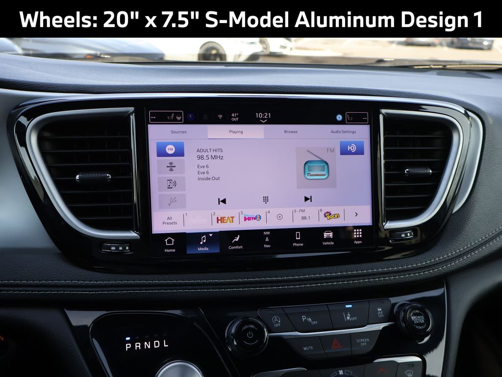 2025 Chrysler Pacifica Limited