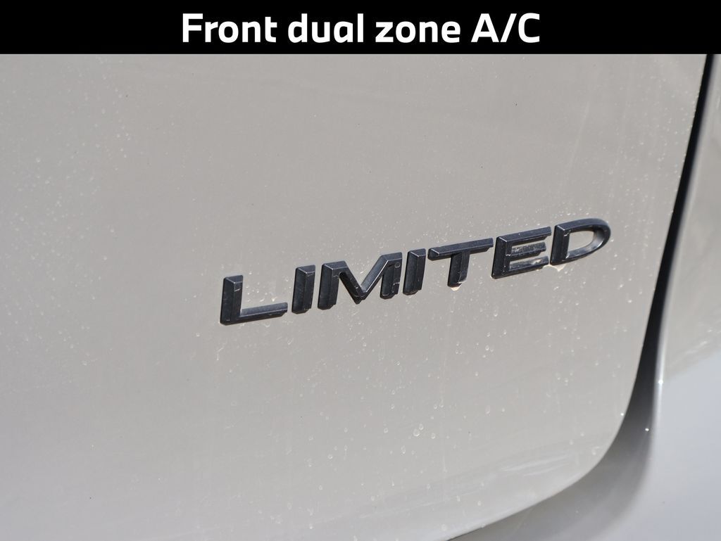 2025 Chrysler Pacifica Limited San Clemente CA