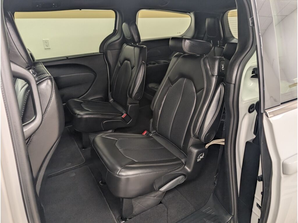 2025 Chrysler Pacifica Select Bozeman MT