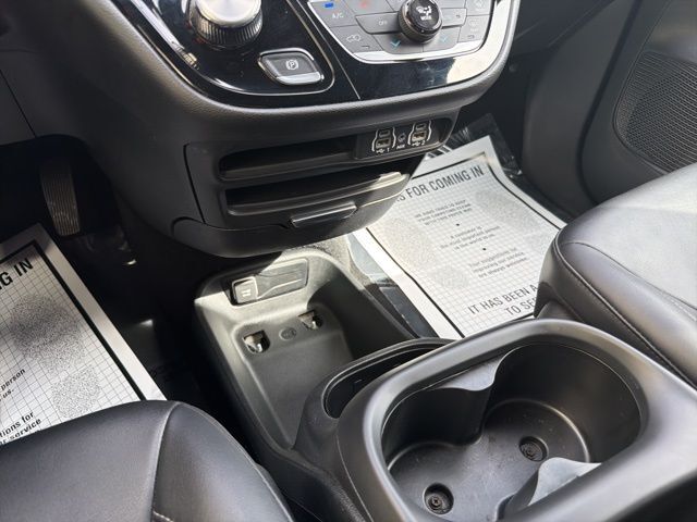 2025 Chrysler Pacifica Select Watertown SD 2025 Chrysler Pacifica Select Watertown SD
