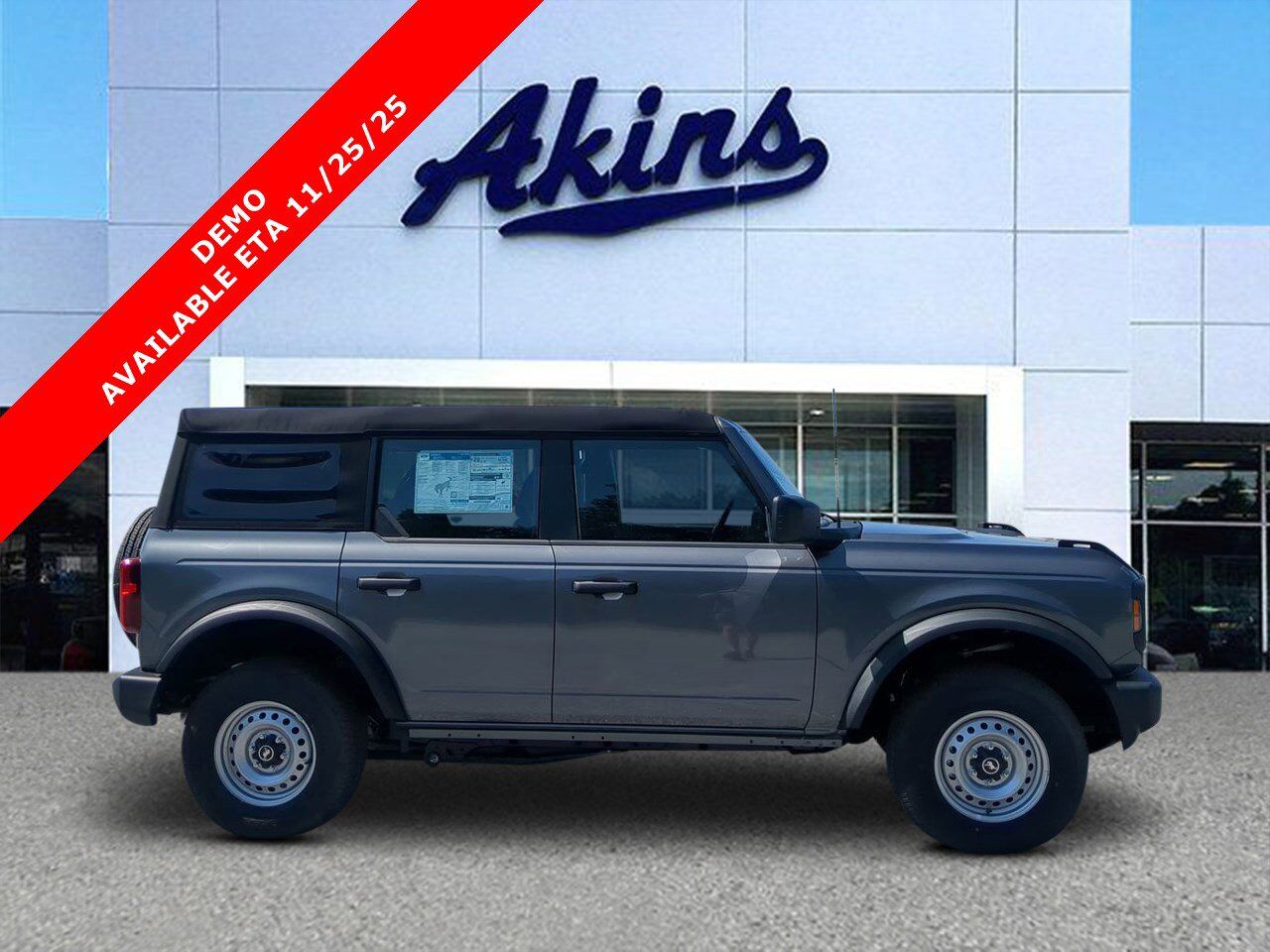 2025 Ford Bronco Base Appleton WI