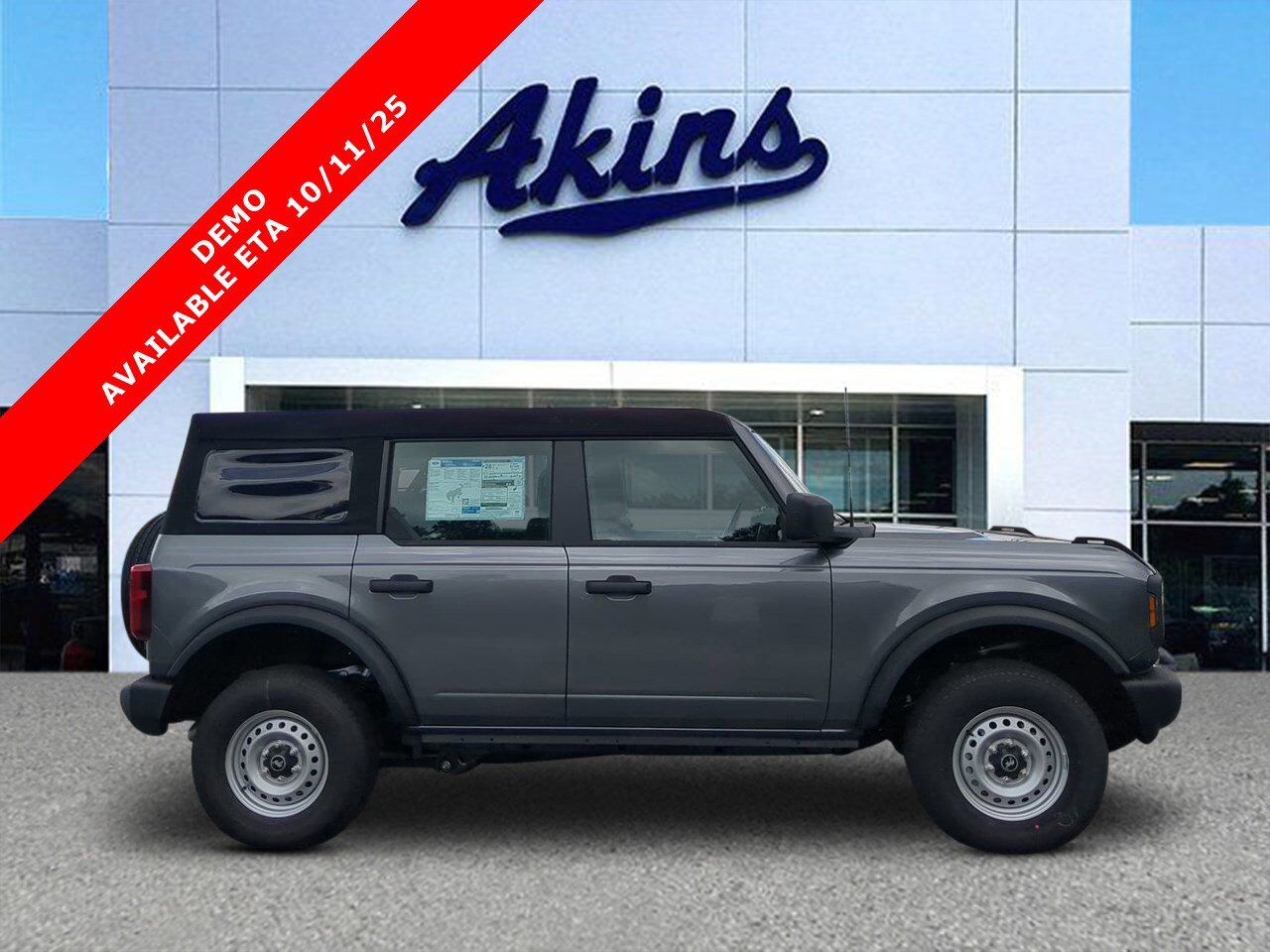 2025 Ford Bronco Base Appleton WI