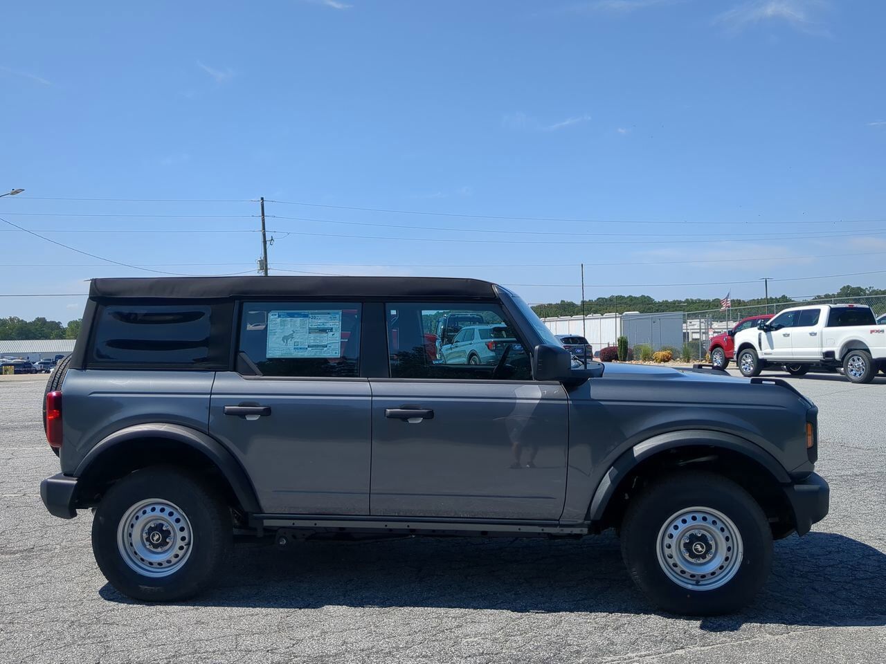 2025 Ford Bronco Base Appleton WI