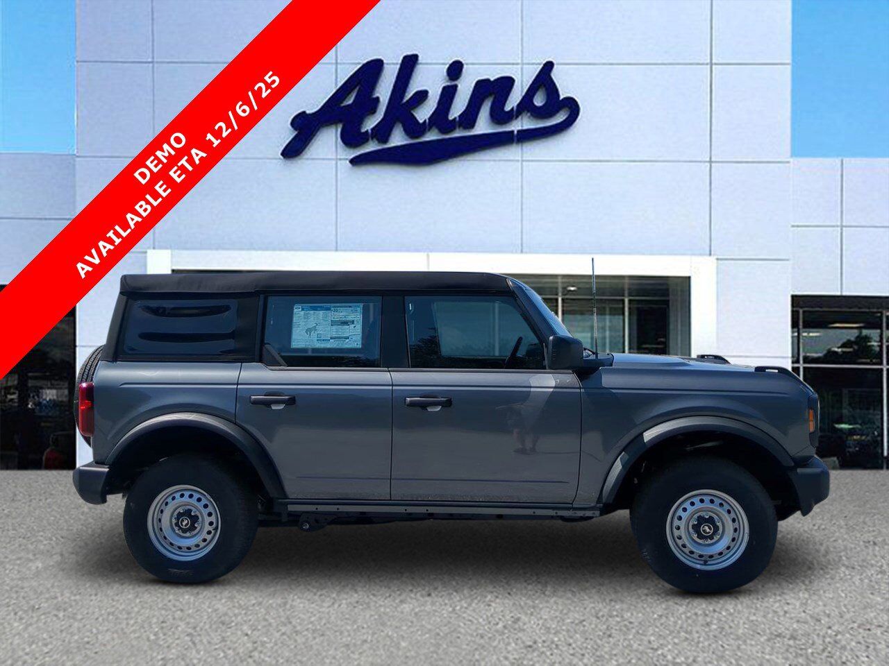 2025 Ford Bronco Base Appleton WI