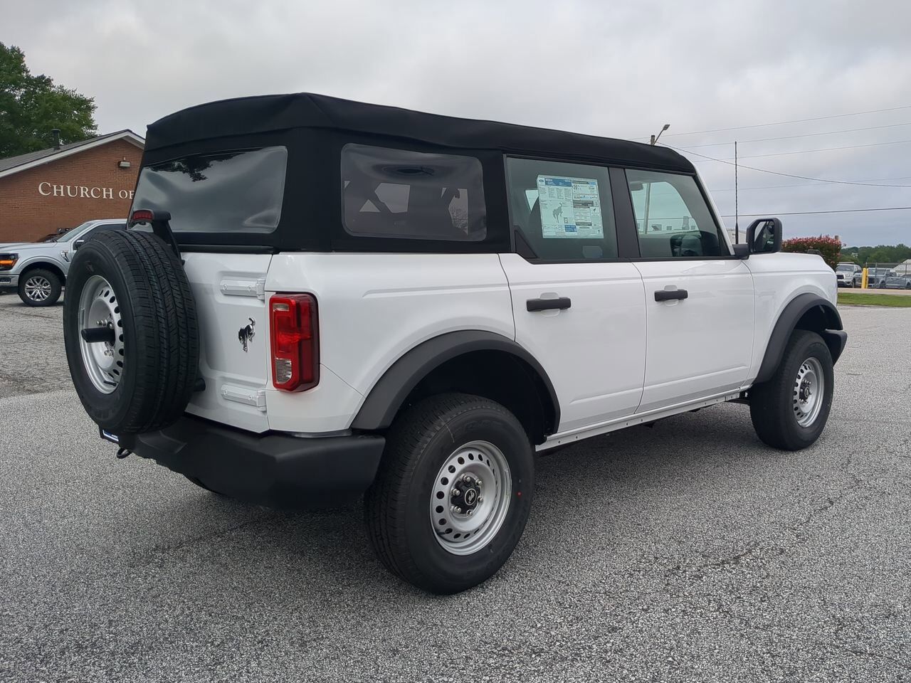 2025 Ford Bronco Base Appleton WI