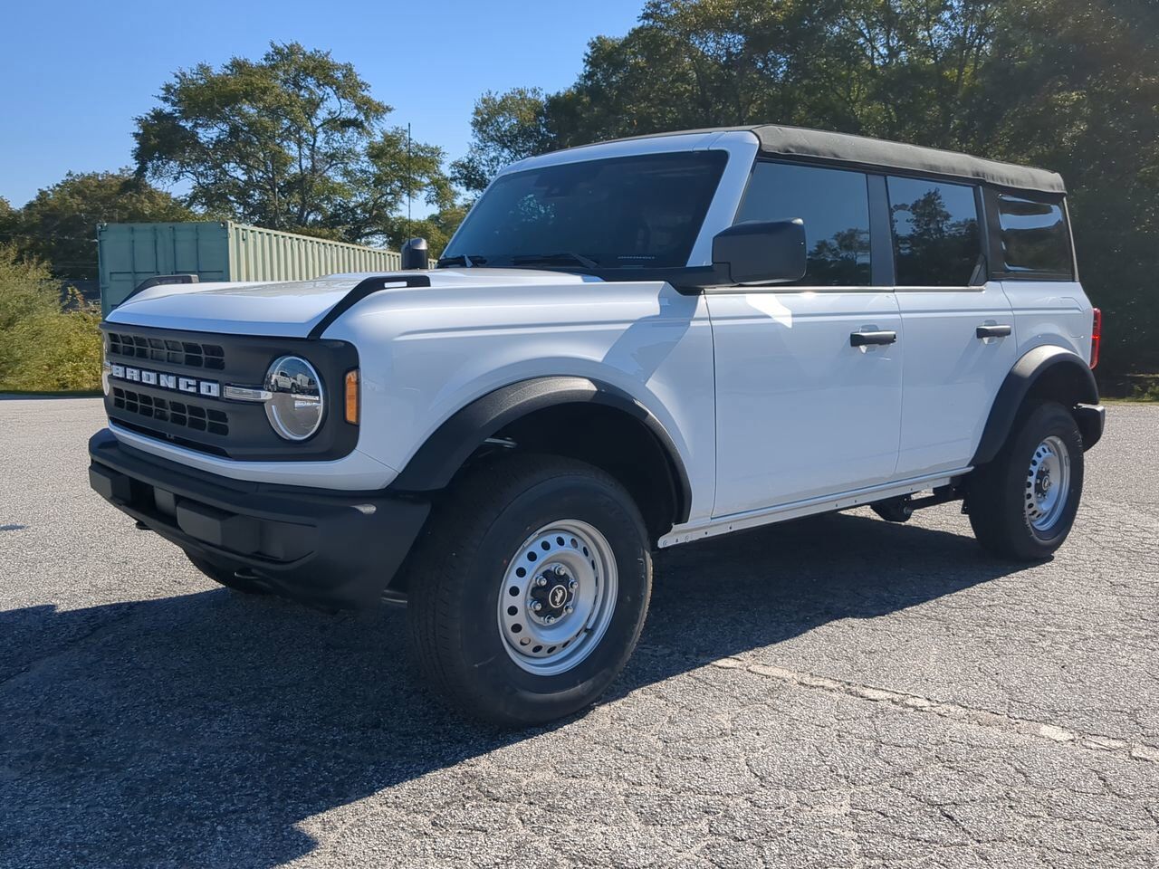 2025 Ford Bronco Base Appleton WI