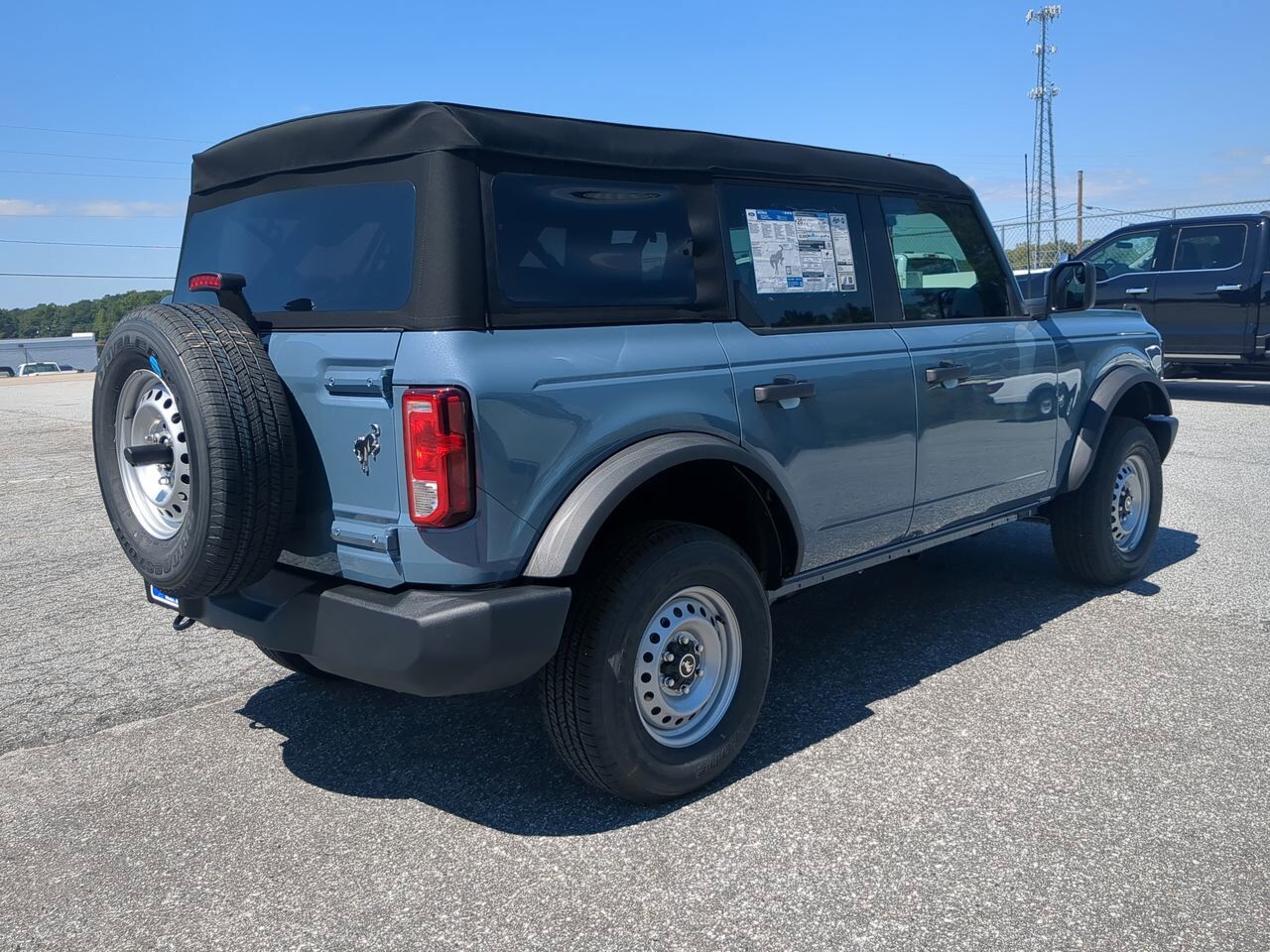 2025 Ford Bronco Base Appleton WI