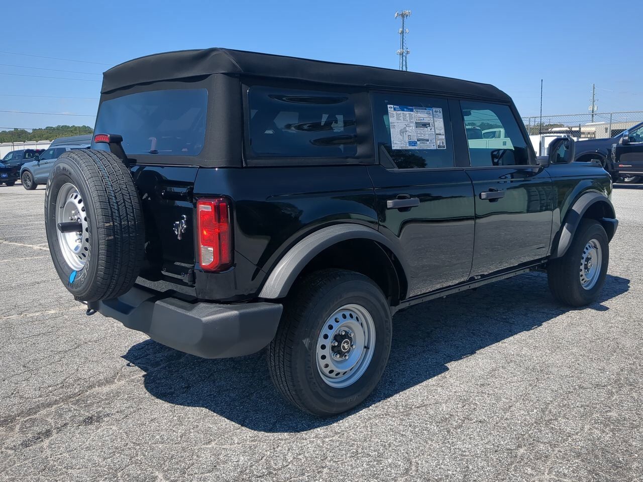 2025 Ford Bronco Base Appleton WI