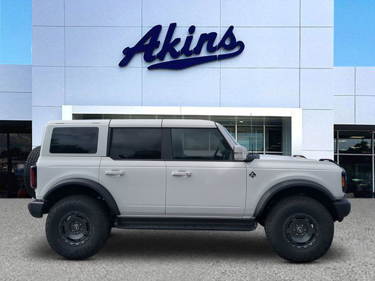2025 Ford Bronco Outer Banks Appleton WI