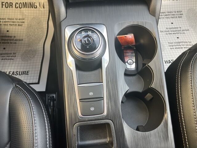 2025 Ford Escape Hybrid Platinum Watertown SD 2025 Ford Escape Hybrid Platinum Watertown SD