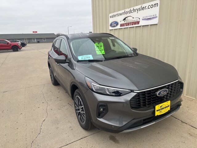 2025 Ford Escape Plug-In Hybrid Base Watertown SD 2025 Ford Escape Plug-In Hybrid Base Watertown SD