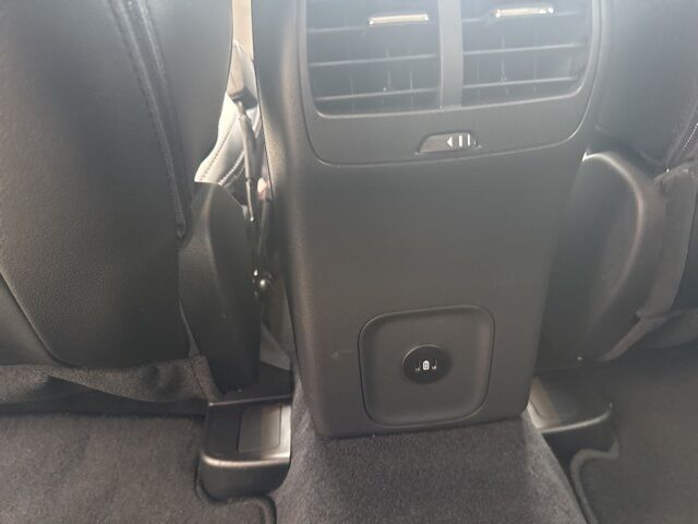 2025 Ford Escape Plug-In Hybrid Base Watertown SD 2025 Ford Escape Plug-In Hybrid Base Watertown SD