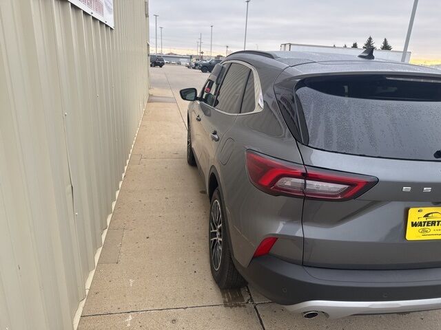 2025 Ford Escape Plug-In Hybrid Base Watertown SD 2025 Ford Escape Plug-In Hybrid Base Watertown SD