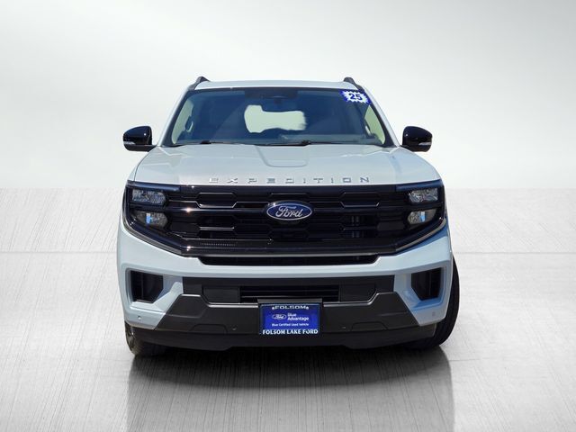 2025 Ford Expedition Active 2025 Ford Expedition Active