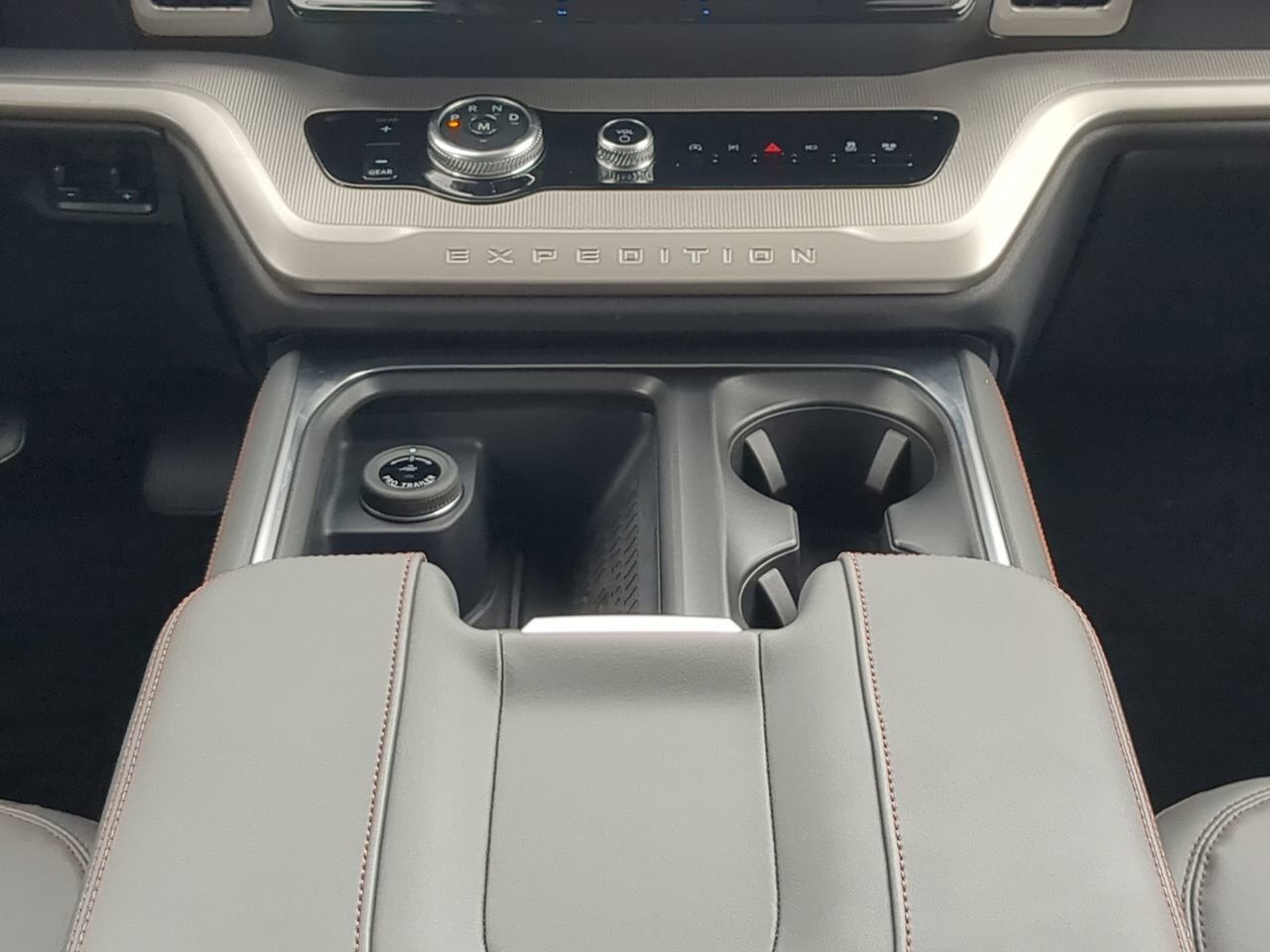 2025 Ford Expedition Active Appleton WI