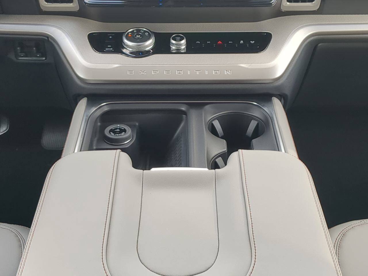 2025 Ford Expedition Active Appleton WI