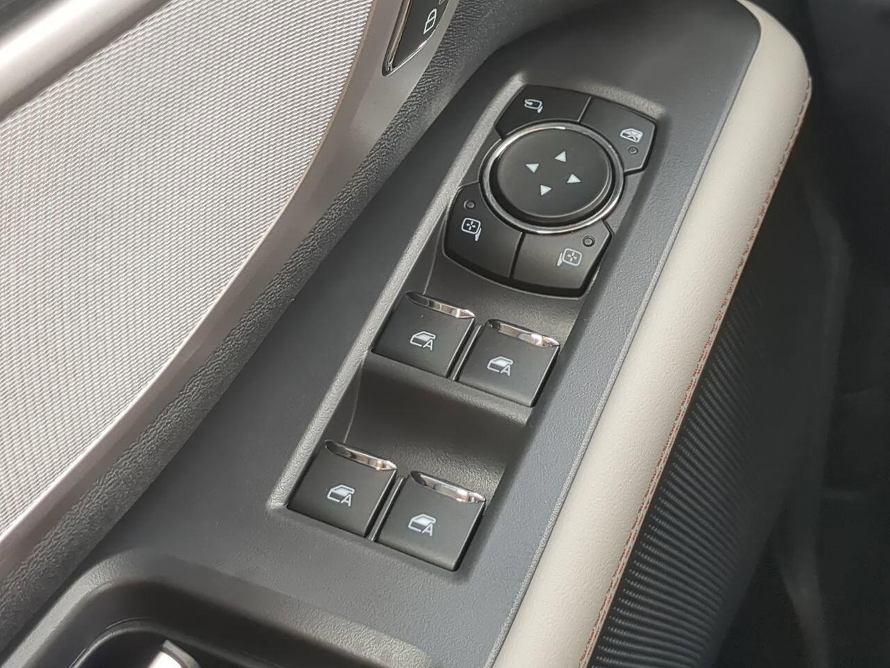 2025 Ford Expedition Active Appleton WI