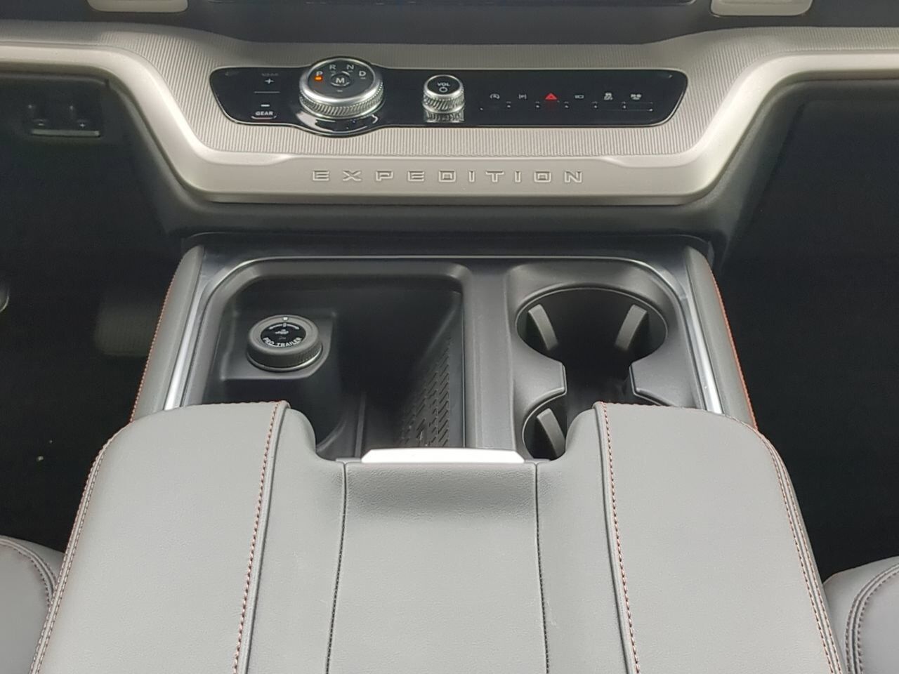 2025 Ford Expedition Active Appleton WI