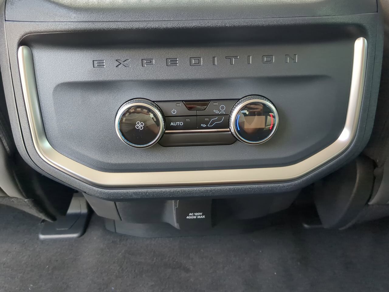 2025 Ford Expedition Active Appleton WI