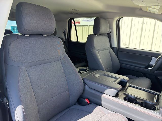2025 Ford Expedition Active Watertown SD 2025 Ford Expedition Active Watertown SD