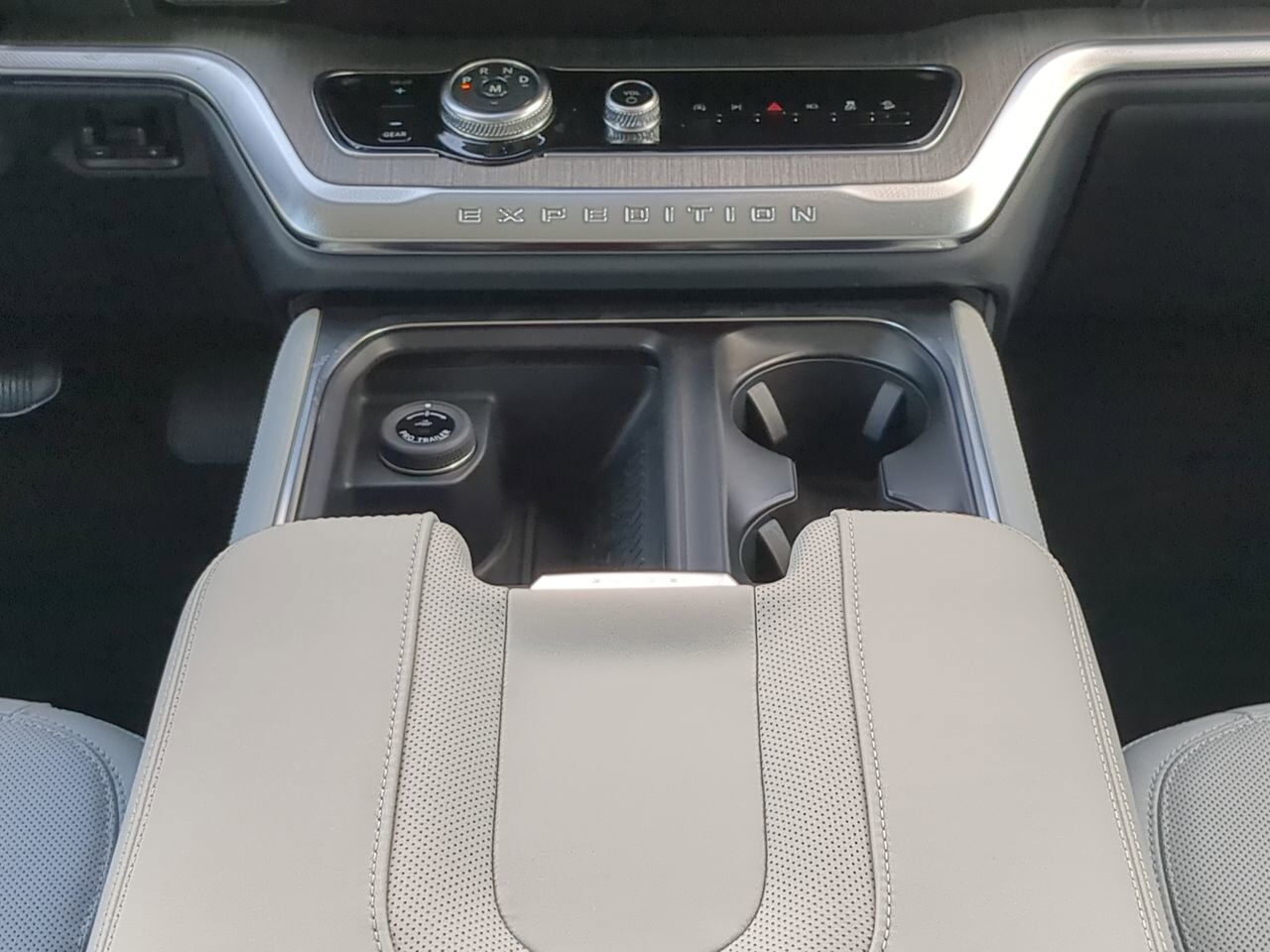 2025 Ford Expedition Max Platinum Appleton WI