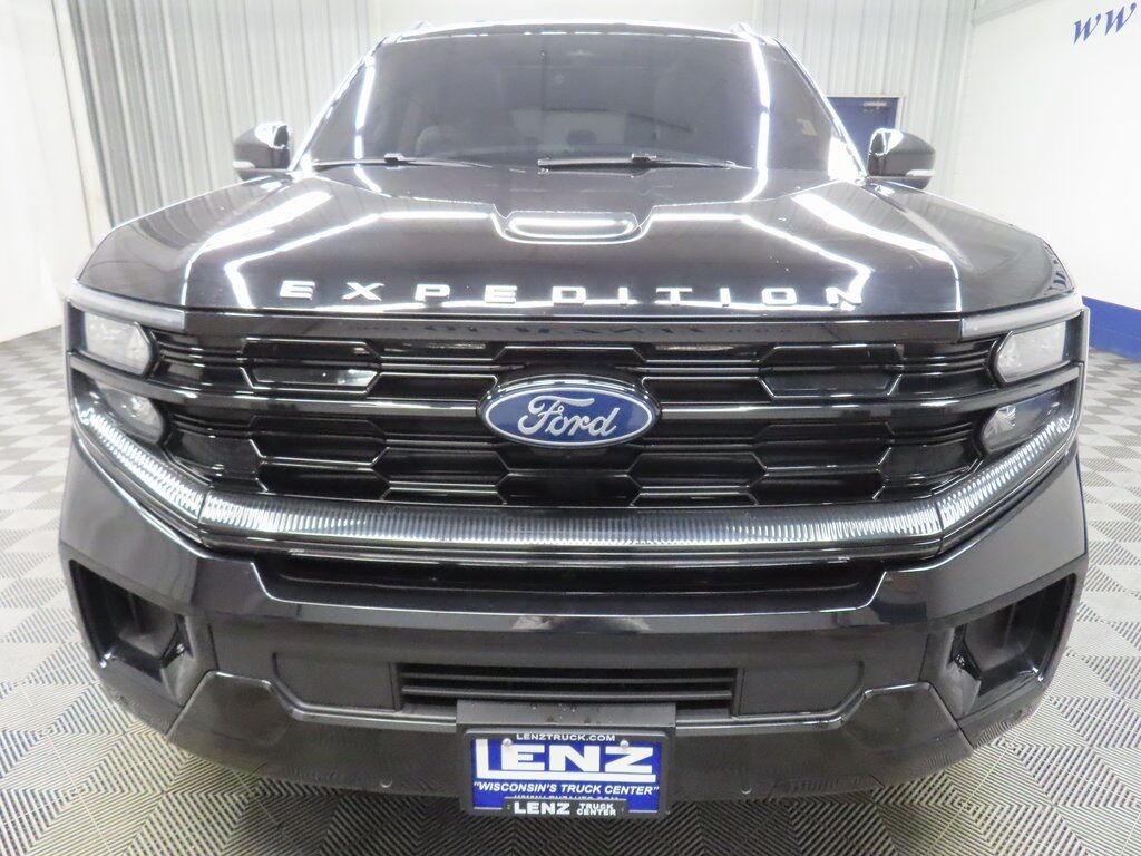 2025 Ford Expedition Platinum 4WD Fond du Lac WI 2025 Ford Expedition Platinum 4WD Fond du Lac WI
