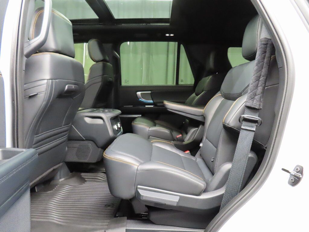 2025 Ford Expedition Tremor 4WD Fond du Lac WI 2025 Ford Expedition Tremor 4WD Fond du Lac WI