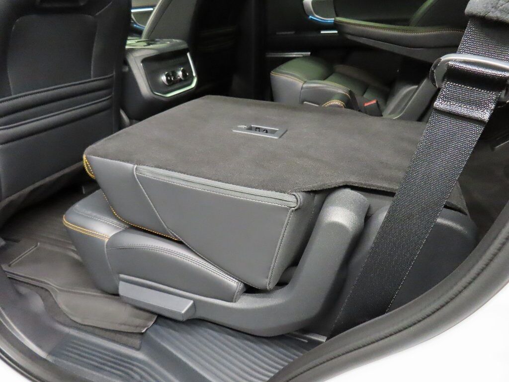 2025 Ford Expedition Tremor 4WD Fond du Lac WI 2025 Ford Expedition Tremor 4WD Fond du Lac WI