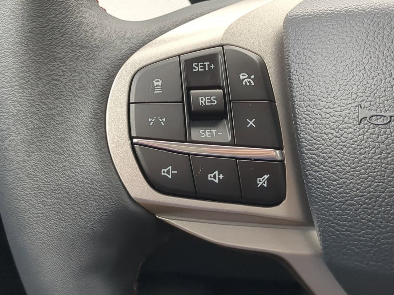 2025 Ford Explorer Active Appleton WI