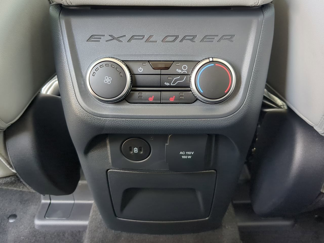 2025 Ford Explorer Platinum Appleton WI