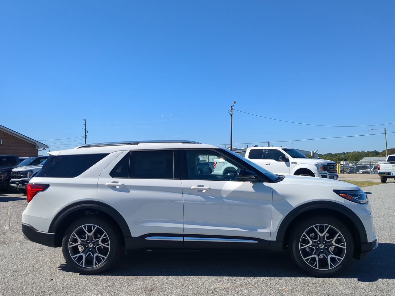 2025 Ford Explorer Platinum Appleton WI 2025 Ford Explorer Platinum Appleton WI