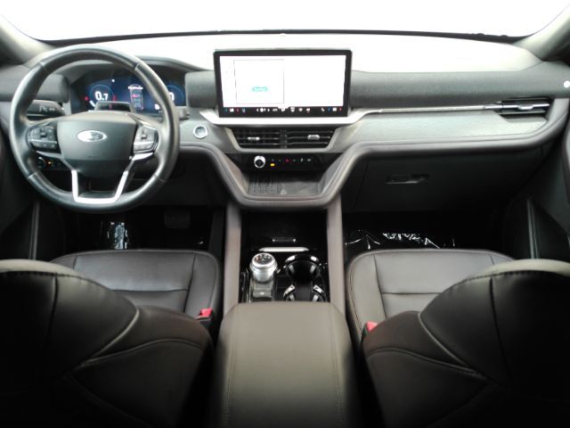2025 Ford Explorer Platinum 2025 Ford Explorer Platinum