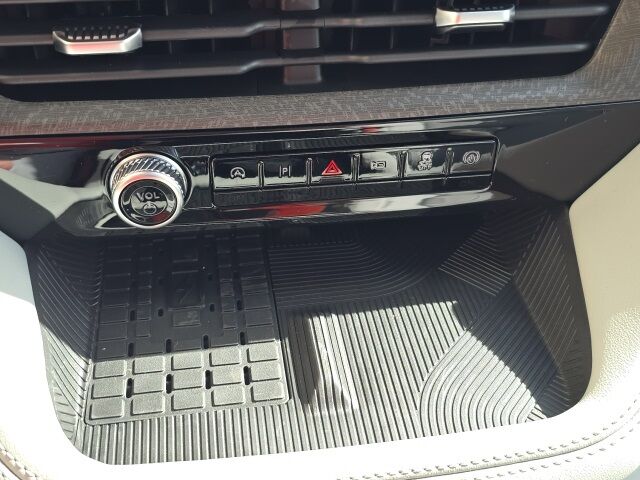 2025 Ford Explorer Platinum Watertown SD 2025 Ford Explorer Platinum Watertown SD