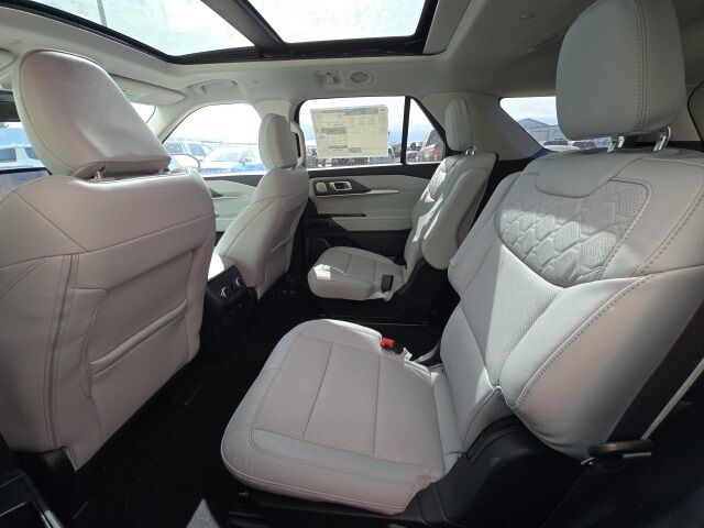 2025 Ford Explorer Platinum Watertown SD 2025 Ford Explorer Platinum Watertown SD