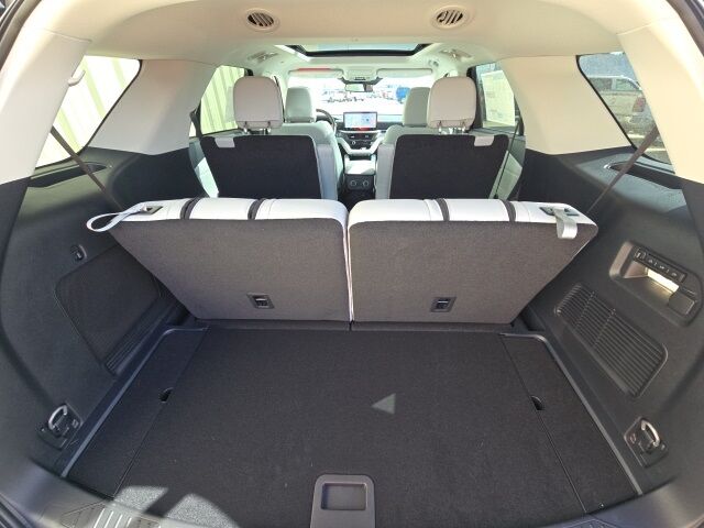 2025 Ford Explorer Platinum Watertown SD 2025 Ford Explorer Platinum Watertown SD