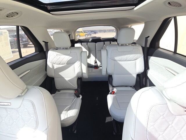 2025 Ford Explorer Platinum Watertown SD 2025 Ford Explorer Platinum Watertown SD