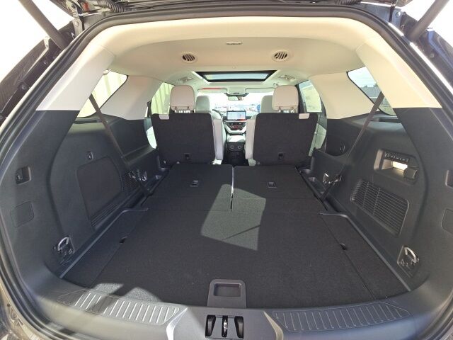 2025 Ford Explorer Platinum Watertown SD 2025 Ford Explorer Platinum Watertown SD