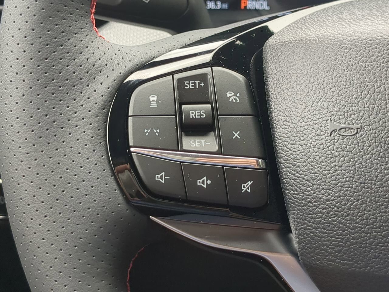 2025 Ford Explorer ST-Line Appleton WI