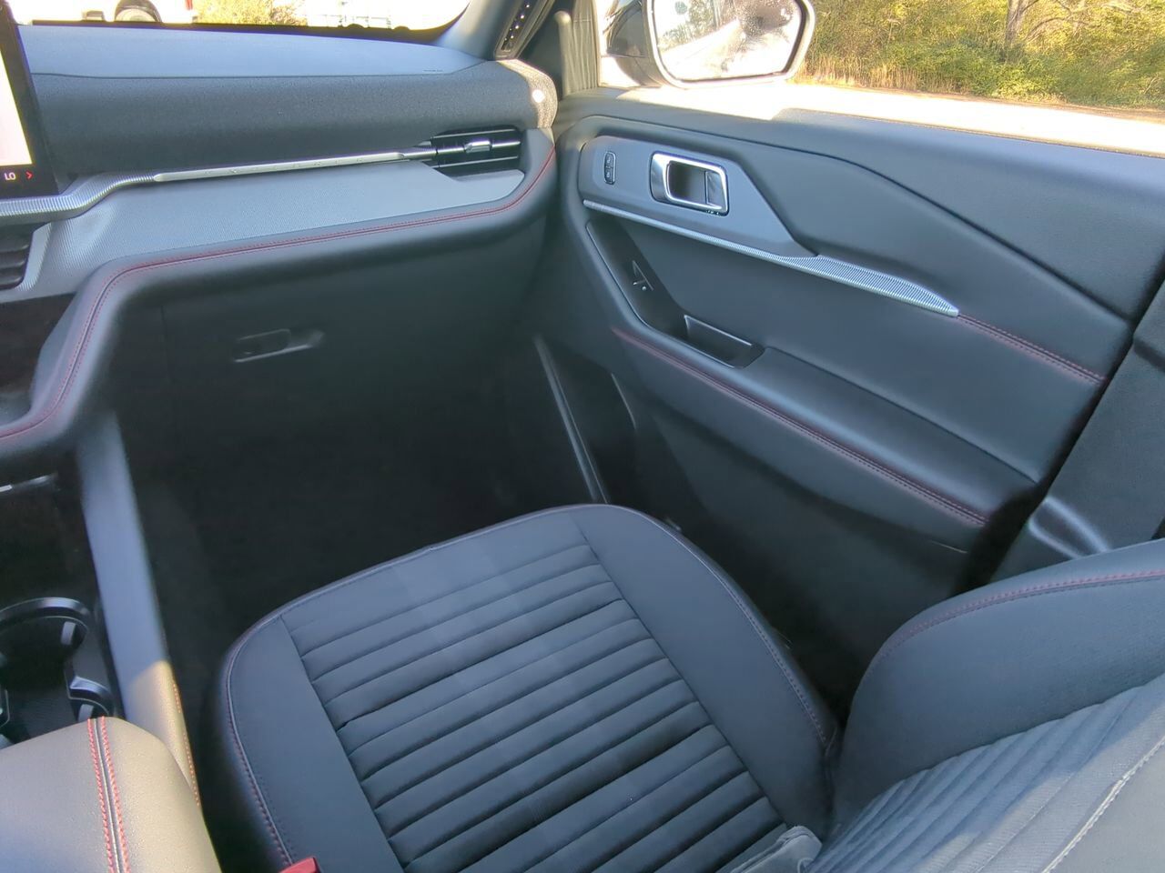 2025 Ford Explorer ST-Line Appleton WI