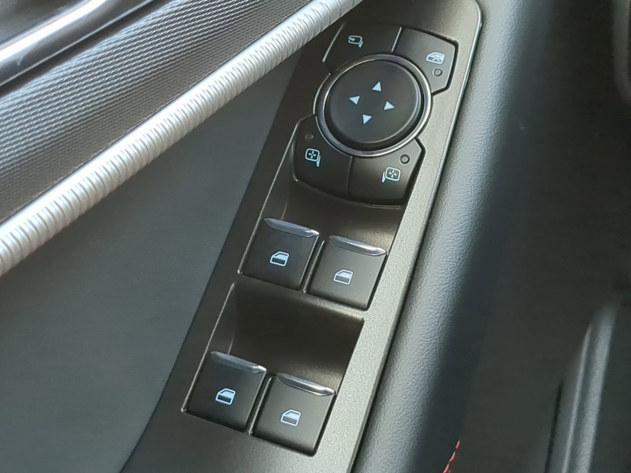 2025 Ford Explorer ST-Line Appleton WI