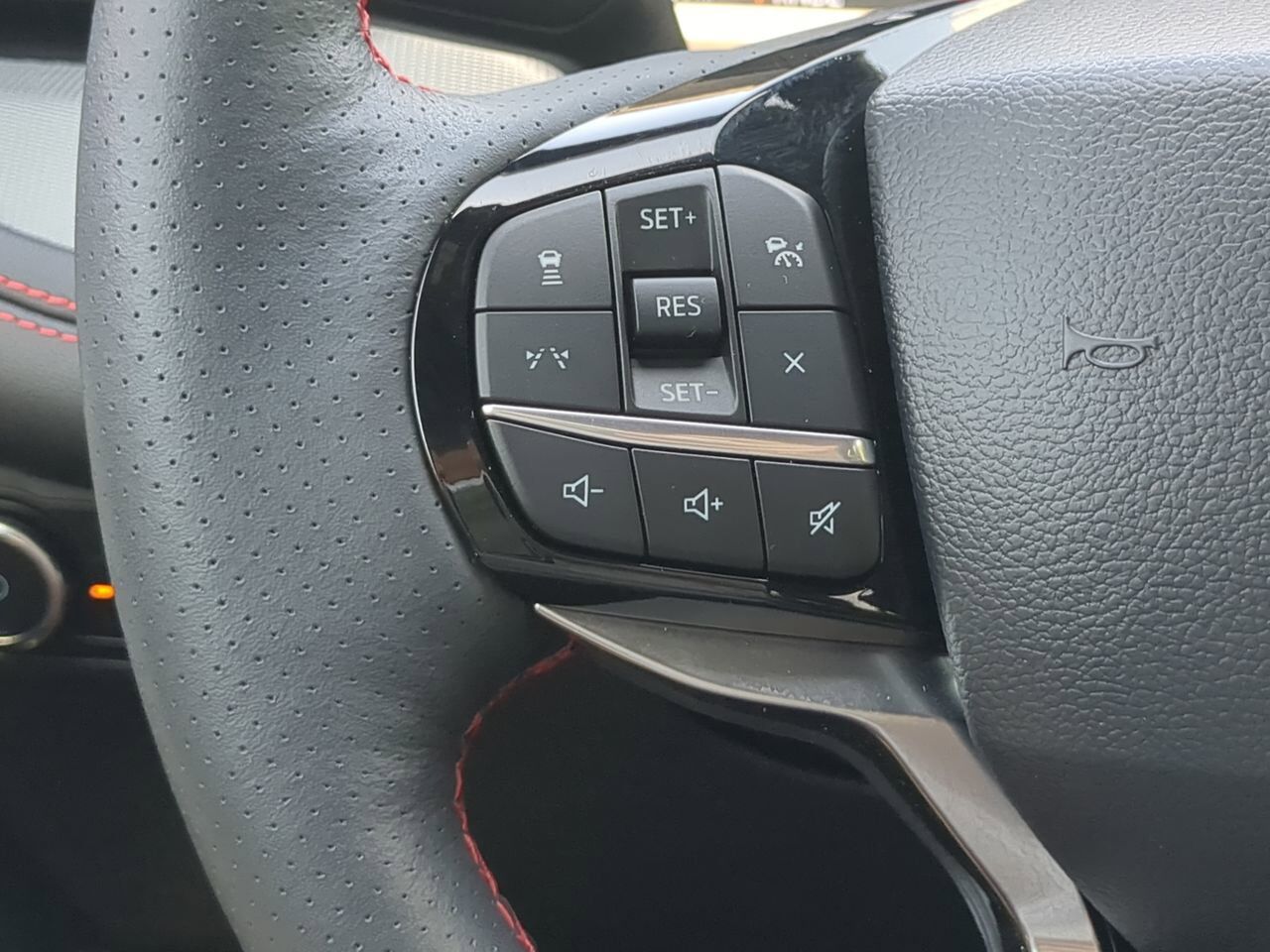 2025 Ford Explorer ST-Line Appleton WI