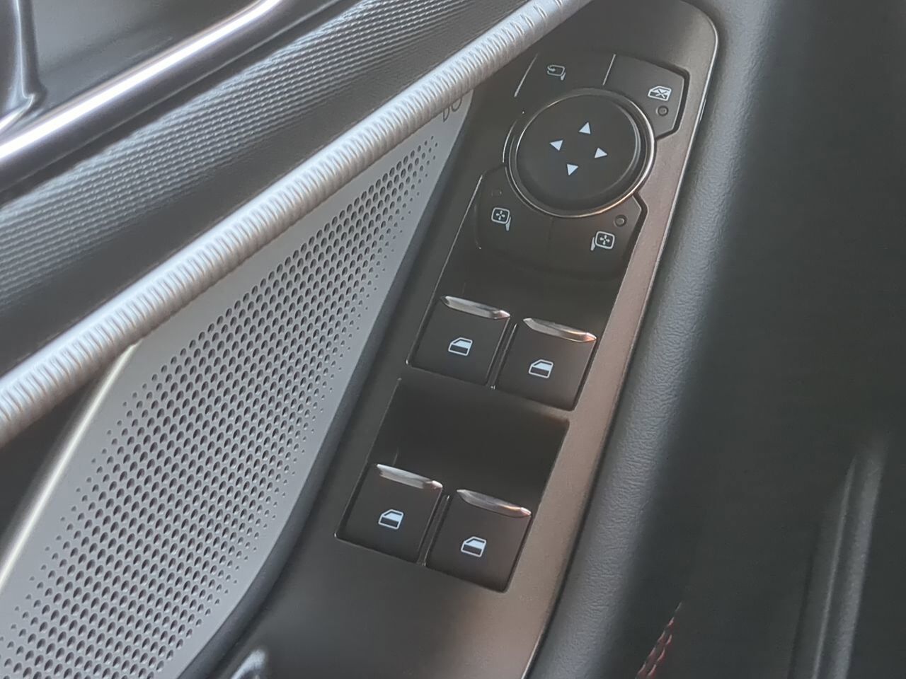 2025 Ford Explorer ST Appleton WI