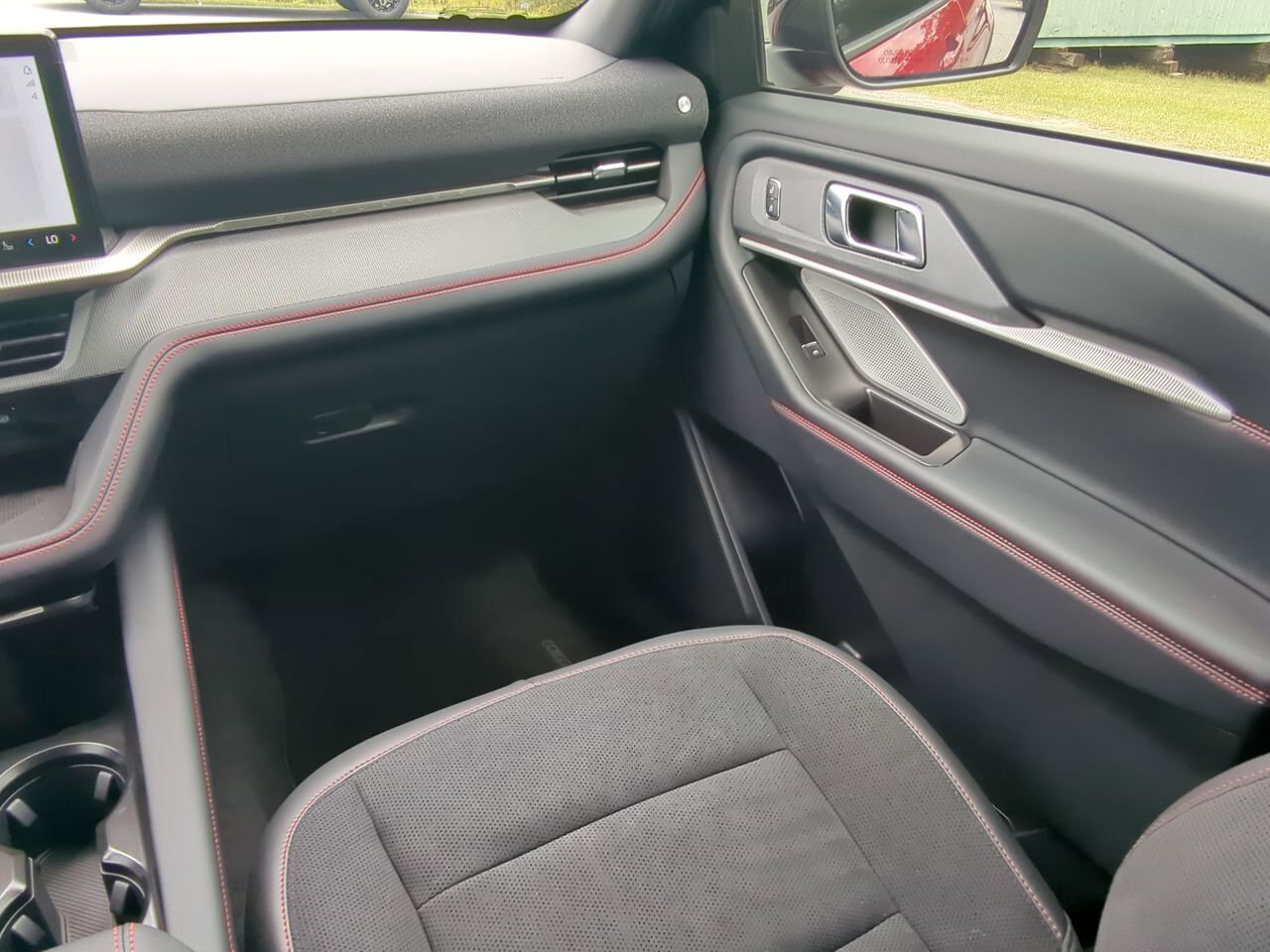 2025 Ford Explorer ST Appleton WI