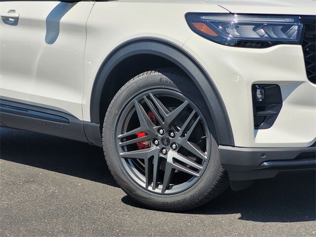 2025 Ford Explorer ST Roseville CA