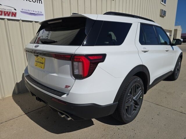 2025 Ford Explorer ST Watertown SD 2025 Ford Explorer ST Watertown SD